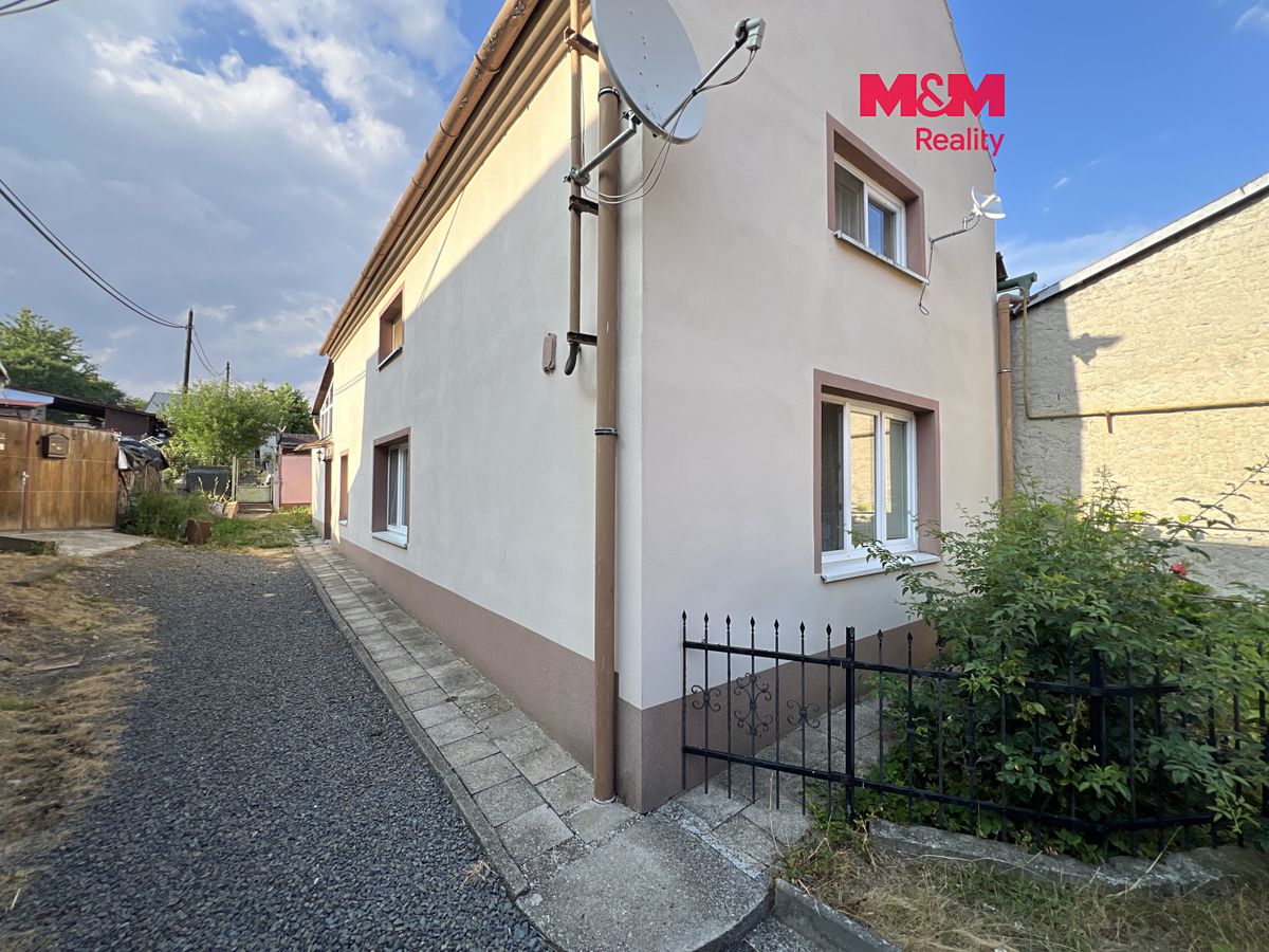 Prodej rodinného domu 150 m², pozemek 454 m²